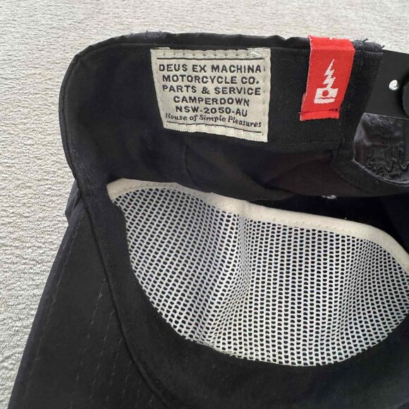 Black Cap - Picture 3 of 3